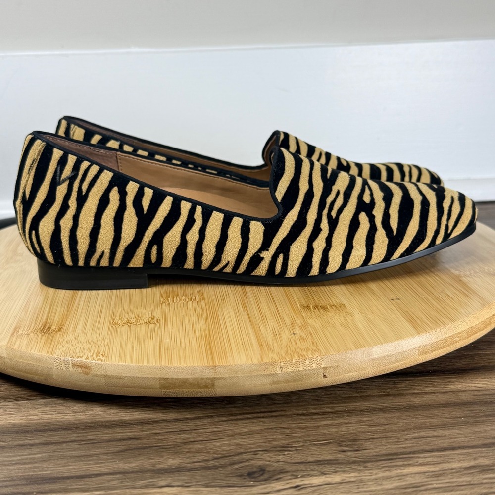 Vionic Willa Loafers Women 6.5 Tiger Stripe Animal Print Tan Suede Comfy Capsule